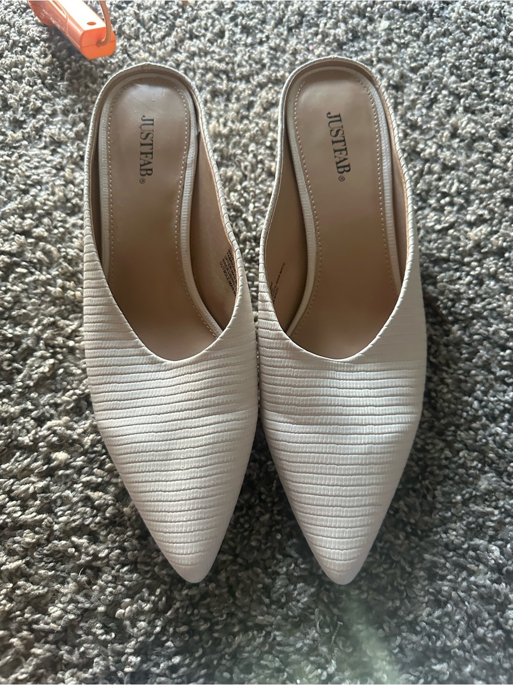 JUSTFAB Women's Cream Slip-On Flats